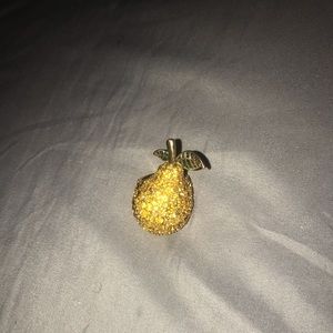 Marc Jacobs 10th anniversary pear ring